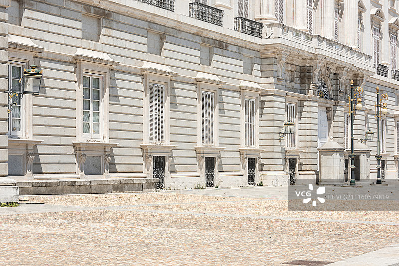 欧洲古典风格建筑及广场空地背景图图片素材