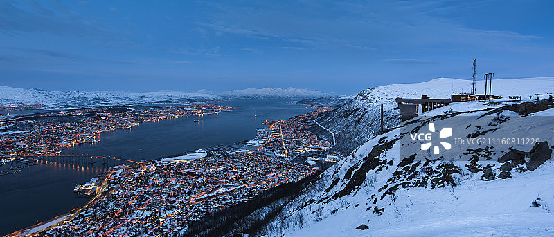 特罗姆瑟入夜图片素材