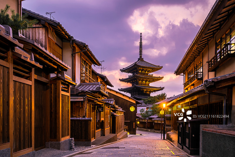 日本京都清水寺八坂塔图片素材