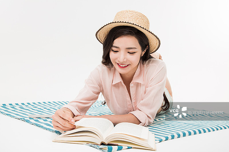 女人在夏天图片素材