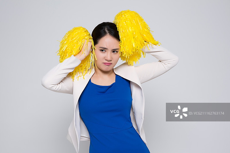 在办公室工作的职业女性，商业概念素材照片（白色背景）。311图片素材