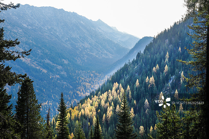山区秋色图片素材