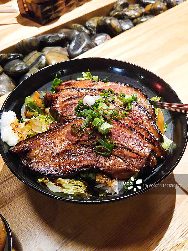 碗里的日式料理图片素材