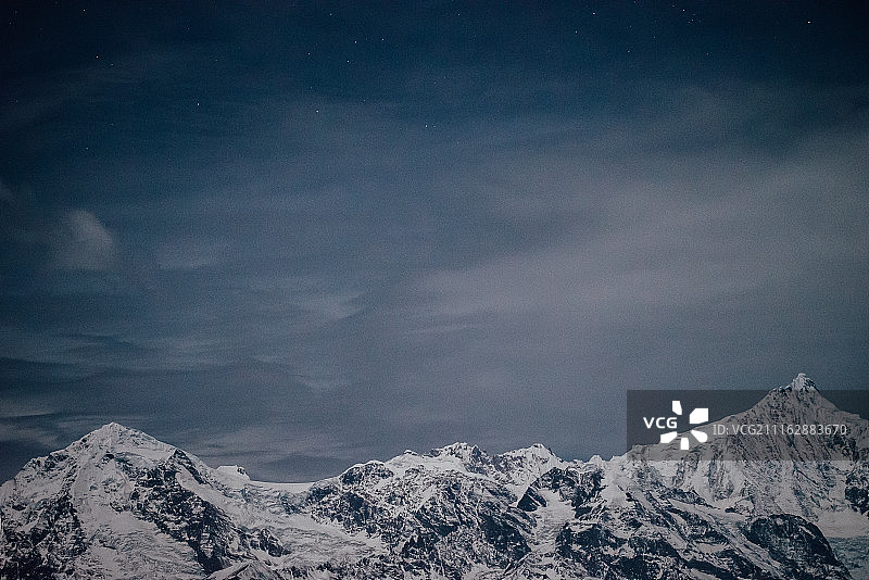 雪山山脉景观图片素材