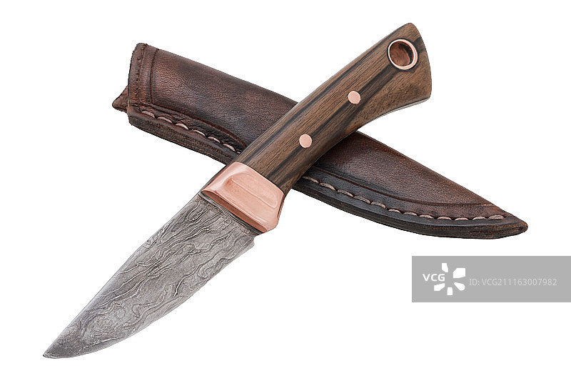 白色背景上的手工锻造刀具图片素材