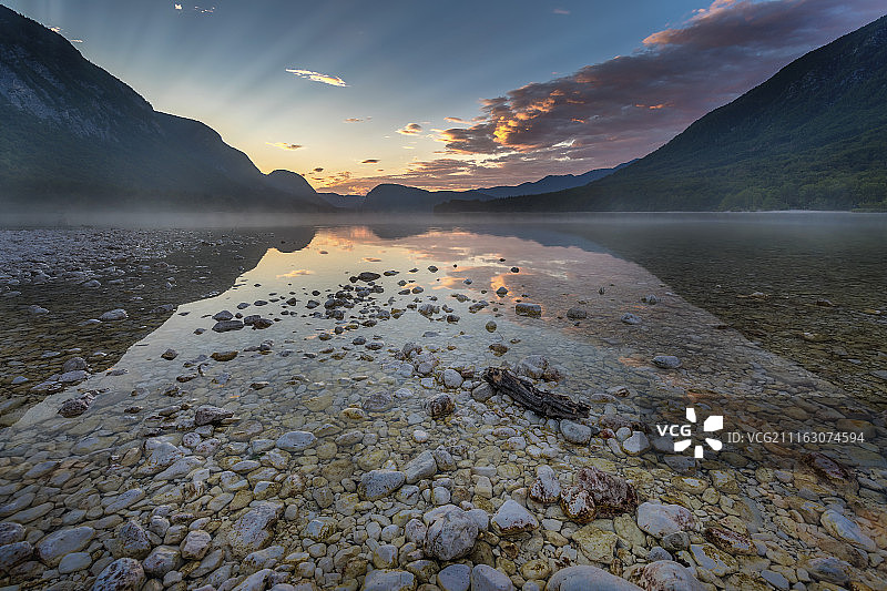 崭新的早晨图片素材
