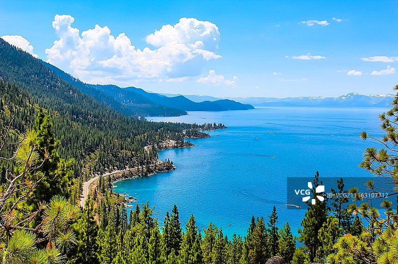 太浩湖的风景海岸线图片素材