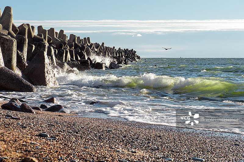 海滩与石头图片素材