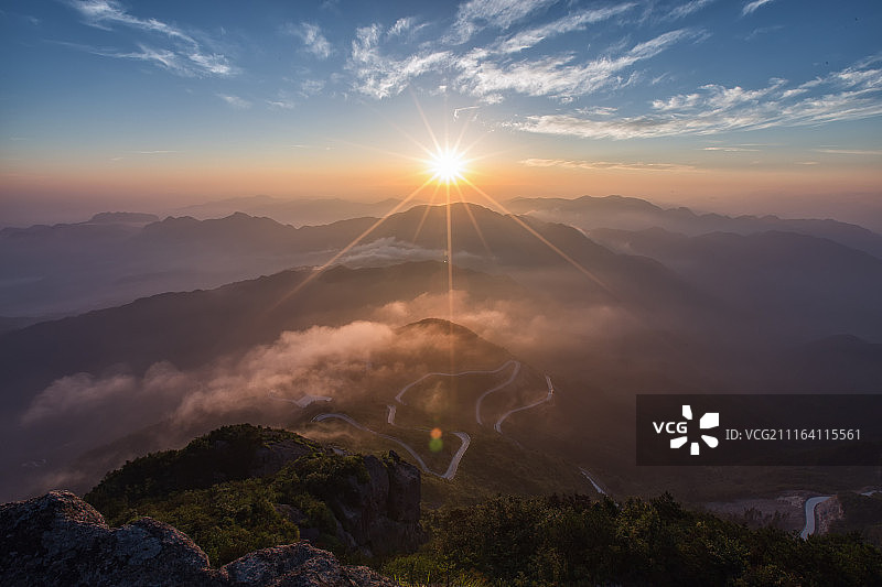 金子山日出图片素材