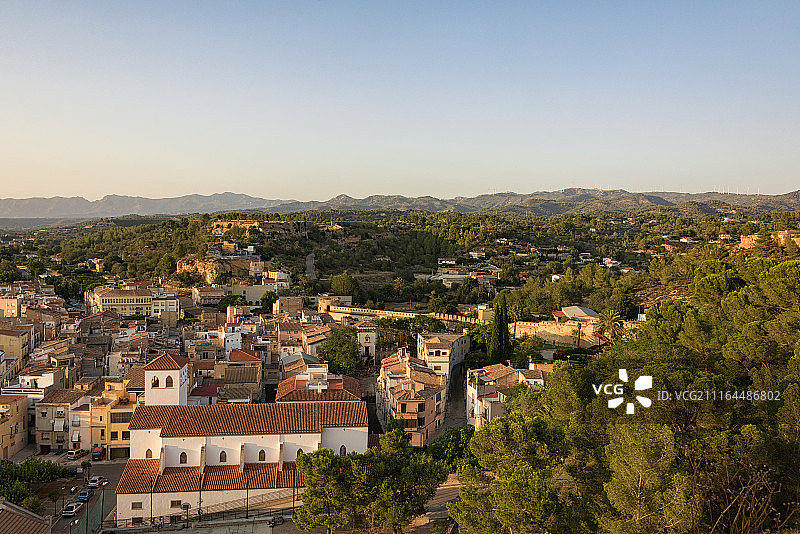 鸟瞰西班牙托尔托萨古镇风光图片素材
