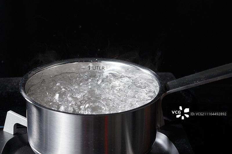 沸水图片素材