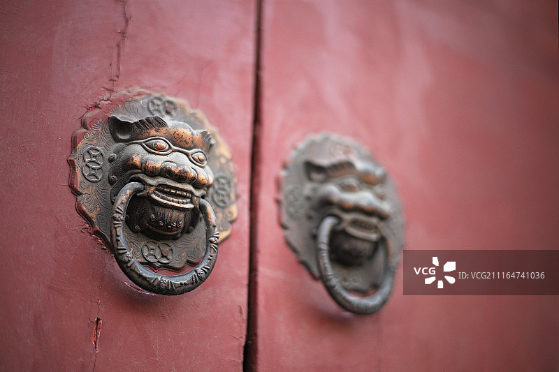 老北京宅门及门环图片素材