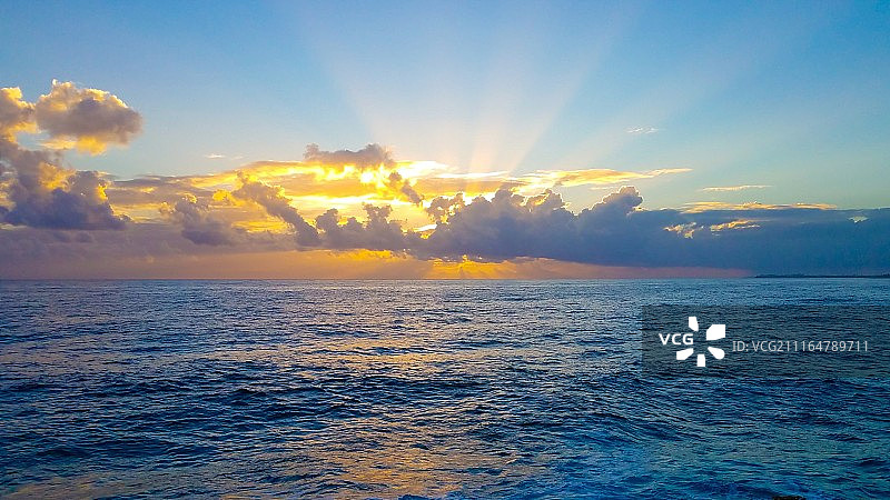 加勒比海日出图片素材