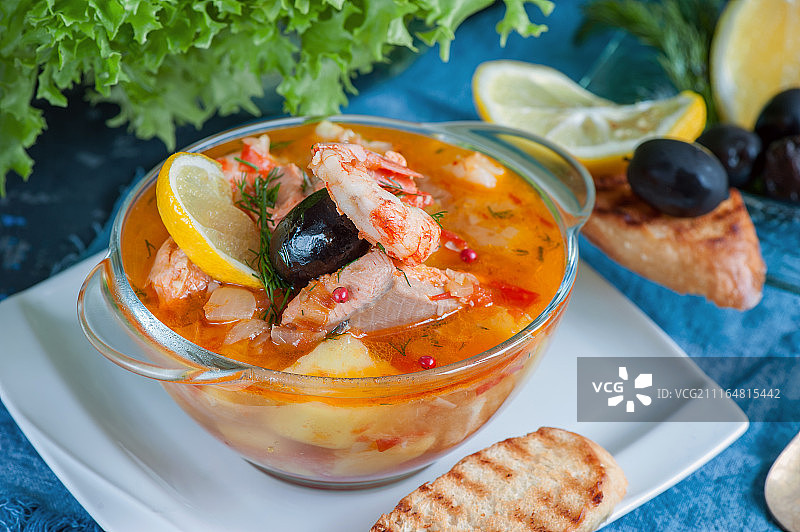 法式海鲜鱼汤图片素材