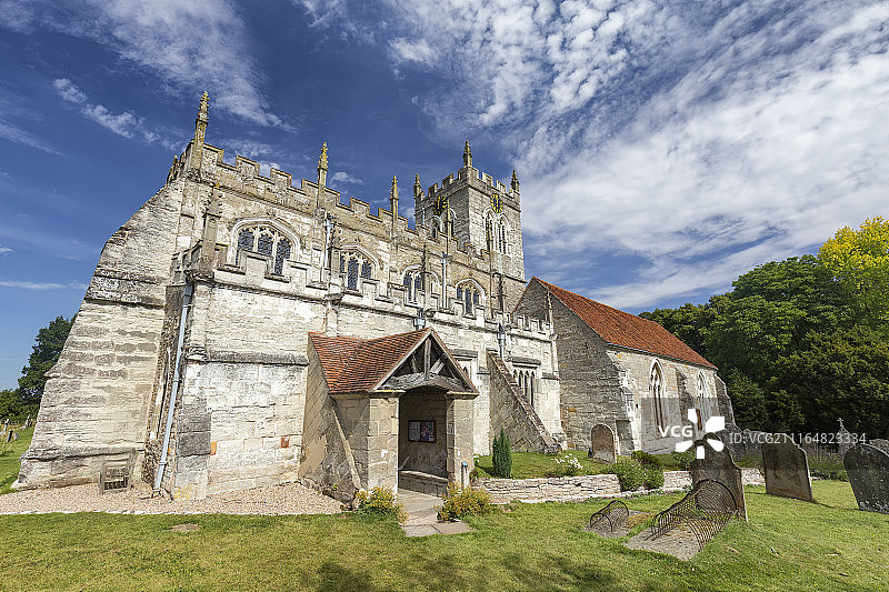 英国教堂的广角视图图片素材