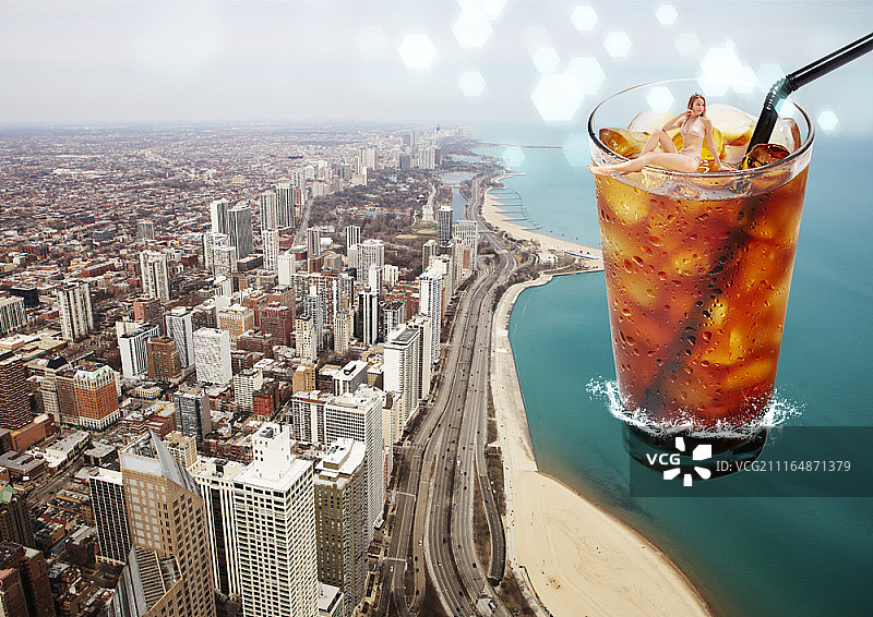 夏季冰饮主题合成图像图片素材