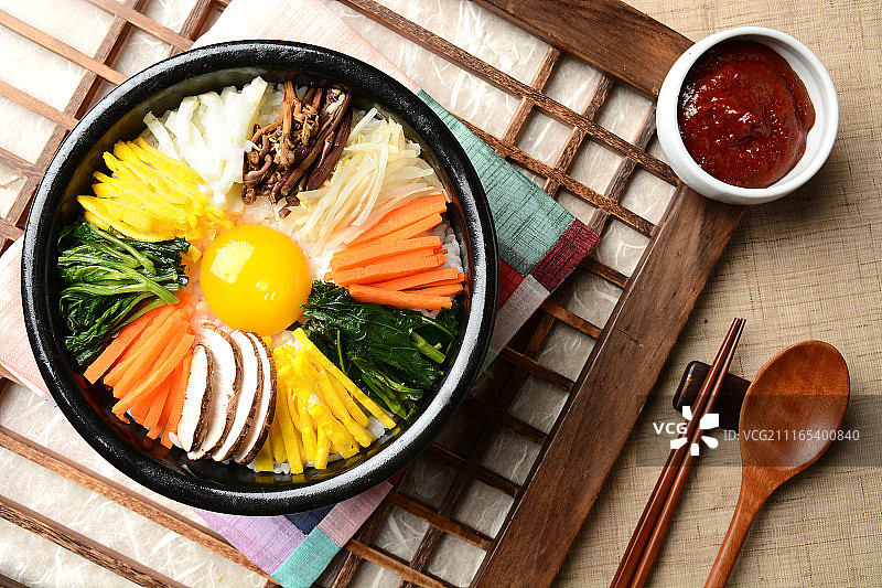韩国料理石锅拌饭图片素材