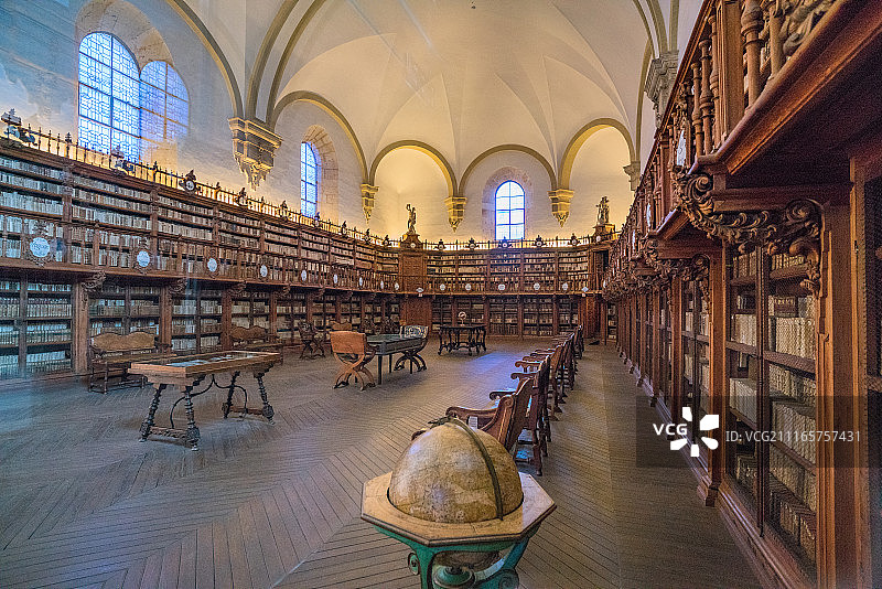 萨拉曼卡大学图书馆-西班牙图片素材