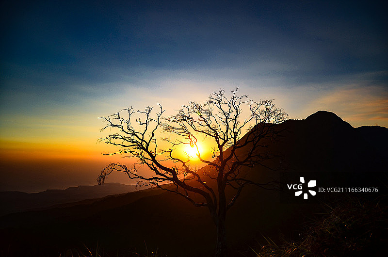 马里韦莱斯山日落图片素材