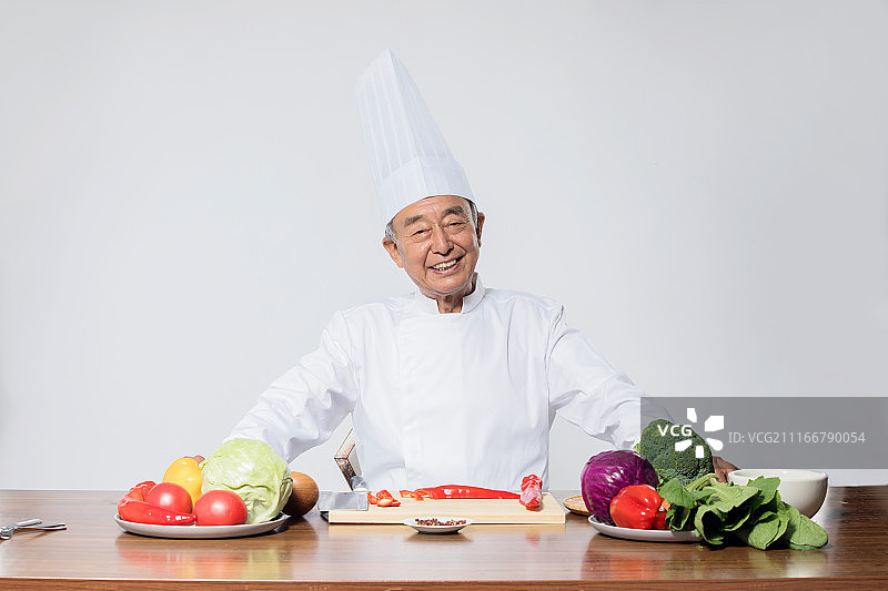 一个老年厨师图片素材