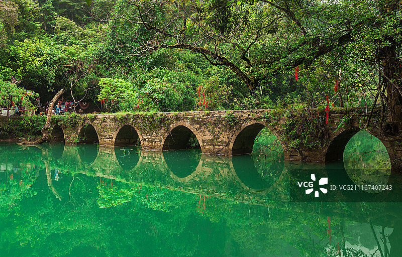 小七孔图片素材