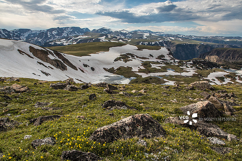 熊牙公路图片素材