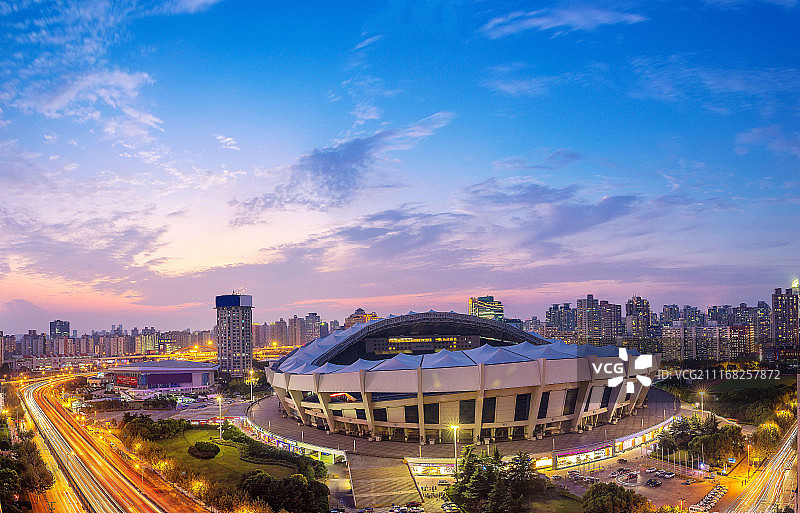 上海城市建筑夜景图片素材