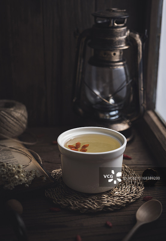 炖好的冰糖燕窝图片素材