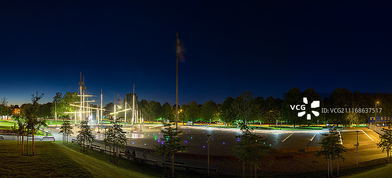 夜晚的公园图片素材