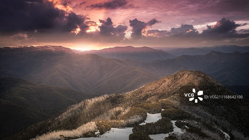 布勒山的早晨图片素材