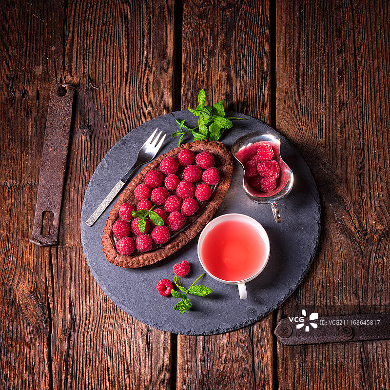 美味覆盆子瑞可塔奶酪巧克力挞图片素材