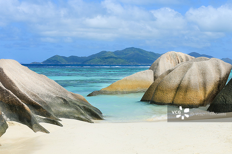 塞舌尔拉迪格岛海滩图片素材