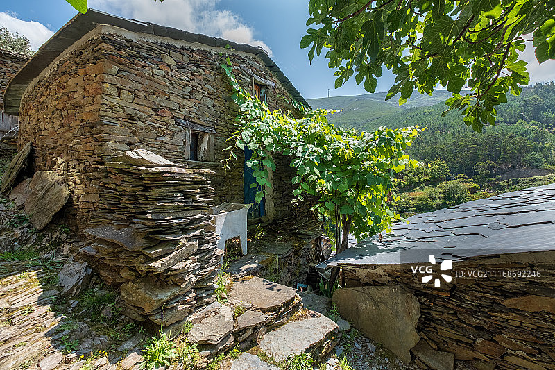 葡萄牙皮奥当页岩石村落图片素材