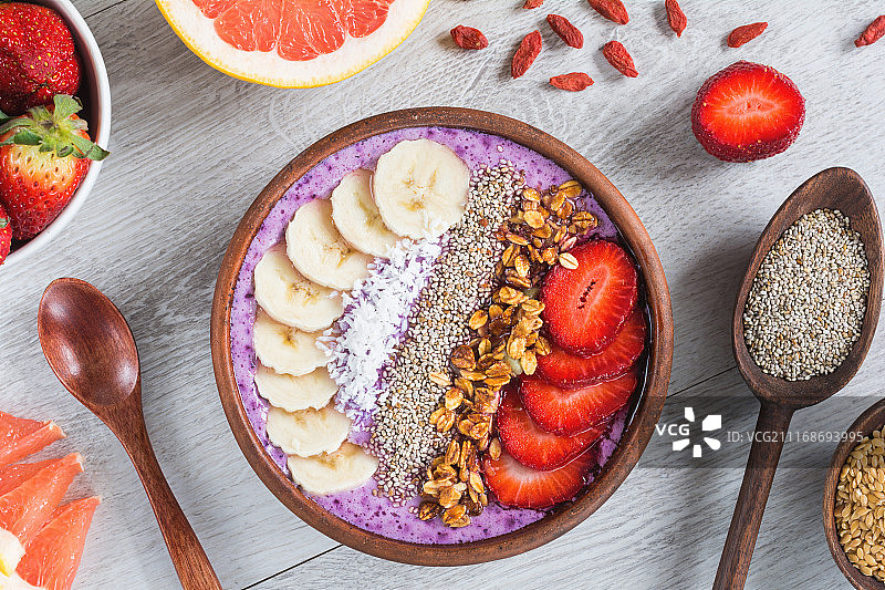 巴西莓冰沙超级食物碗图片素材