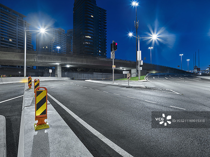 城市高速公路与城市建筑图片素材