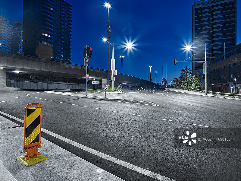 城市高速公路与城市建筑图片素材