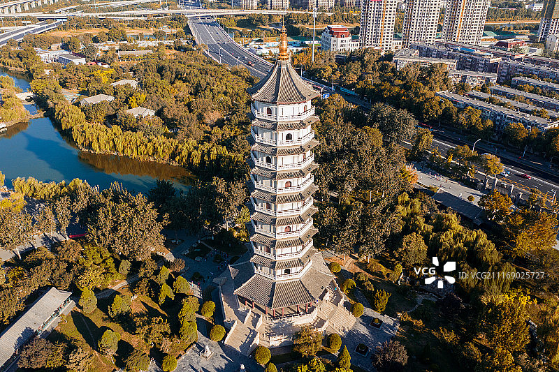 天津北宁公园致远塔图片素材