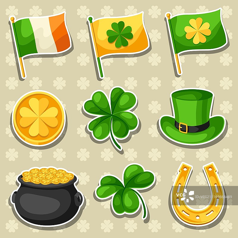 圣帕特里克节物品：爱尔兰国旗、金币罐、三叶草、绿色帽子和马蹄铁图片素材