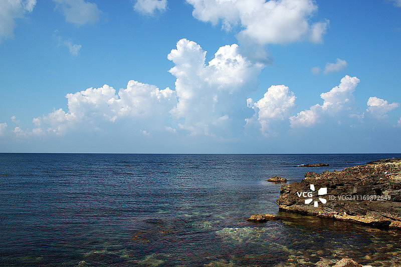 黑海沿岸的白云图片素材