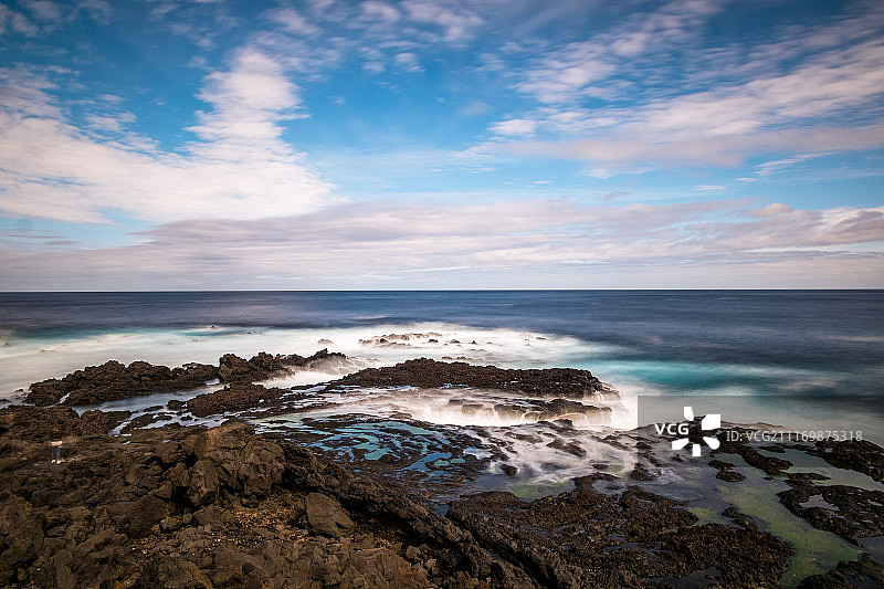 莫什泰鲁什天然水池图片素材