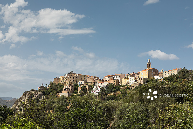 科西嘉岛巴拉涅地区蒙特马焦雷村庄图片素材