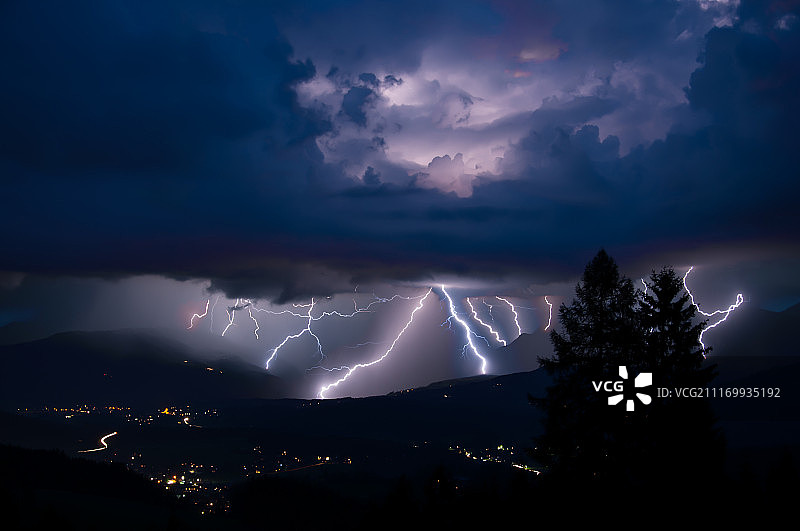 隆高地区的闪电图片素材