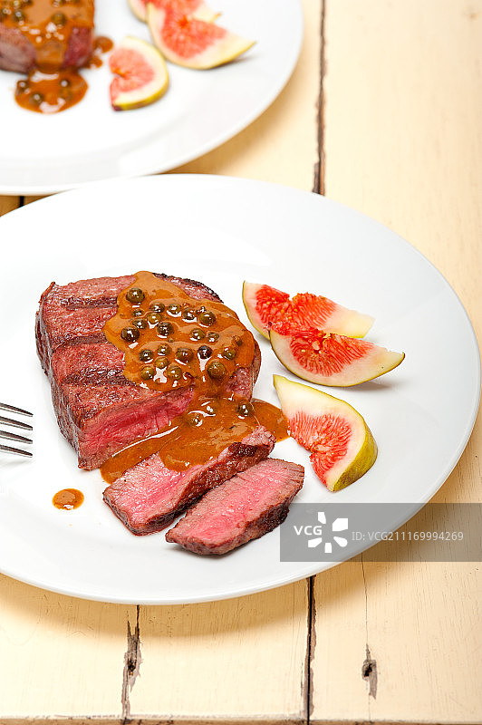绿胡椒牛肉菲力牛排图片素材