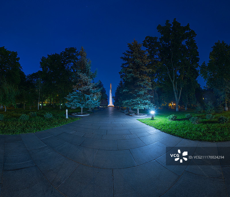 夜晚的城市公园图片素材