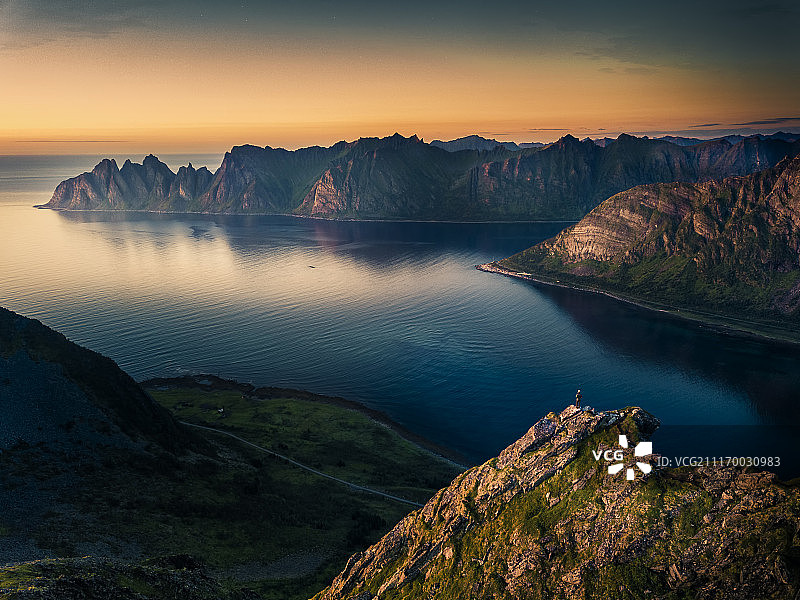 峡湾上空寻觅阳光图片素材