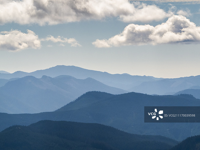 华盛顿州的喀斯喀特山脉图片素材
