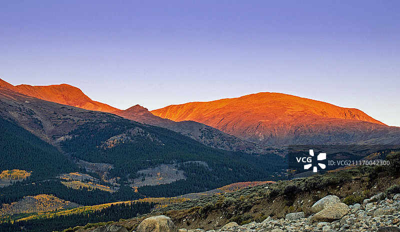 索沃奇山脉的黎明图片素材