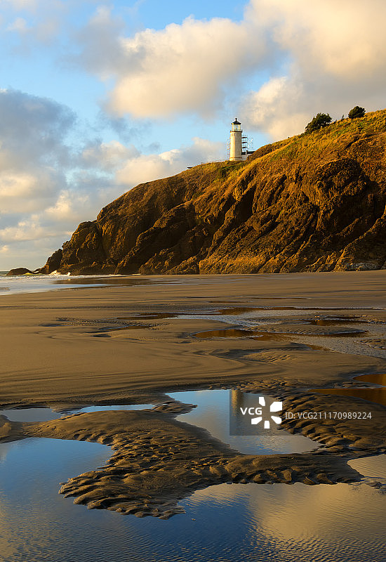 水坑倒影图片素材
