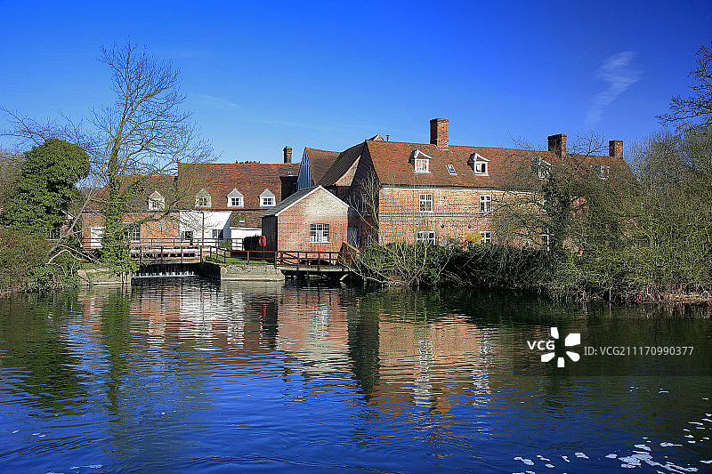 斯陶尔河上的弗拉特福德水磨坊，东伯格霍尔特，萨福克，E图片素材