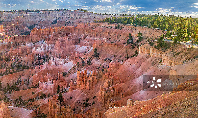 布莱斯峡谷圆形剧场图片素材
